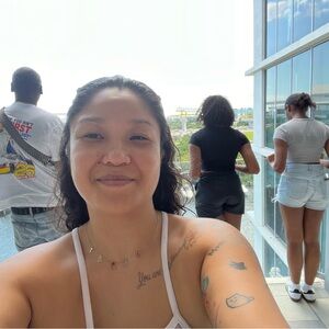 Meet your Posher, Nya